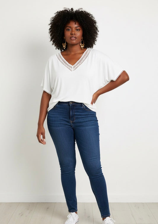 Women white chic tee