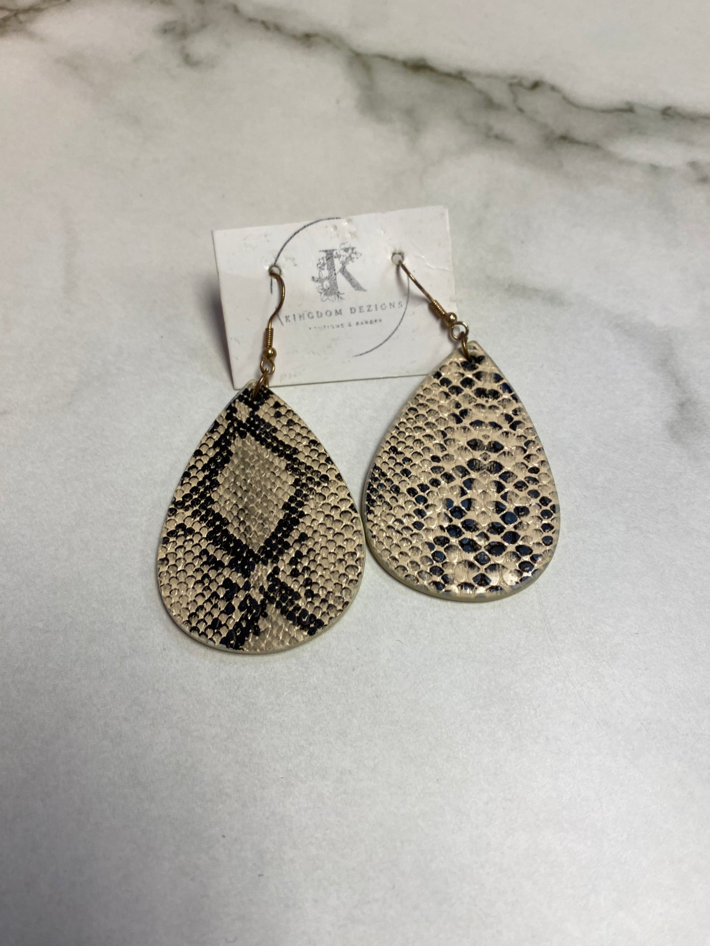 Snake print style earrings