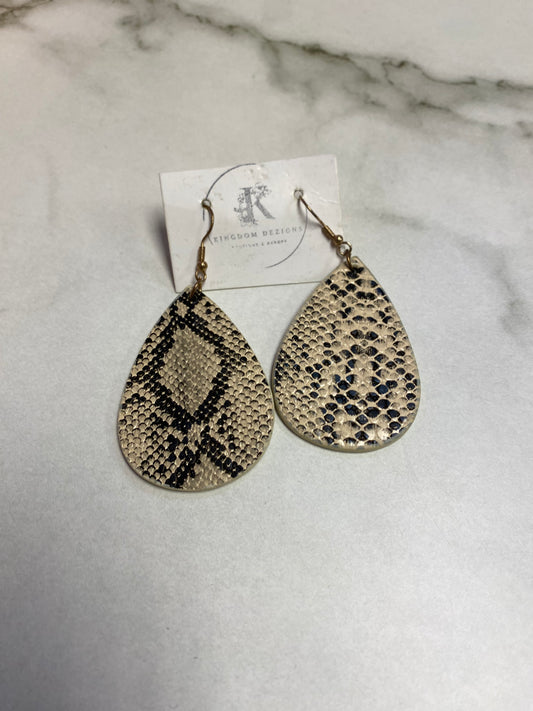 Snake print style earrings