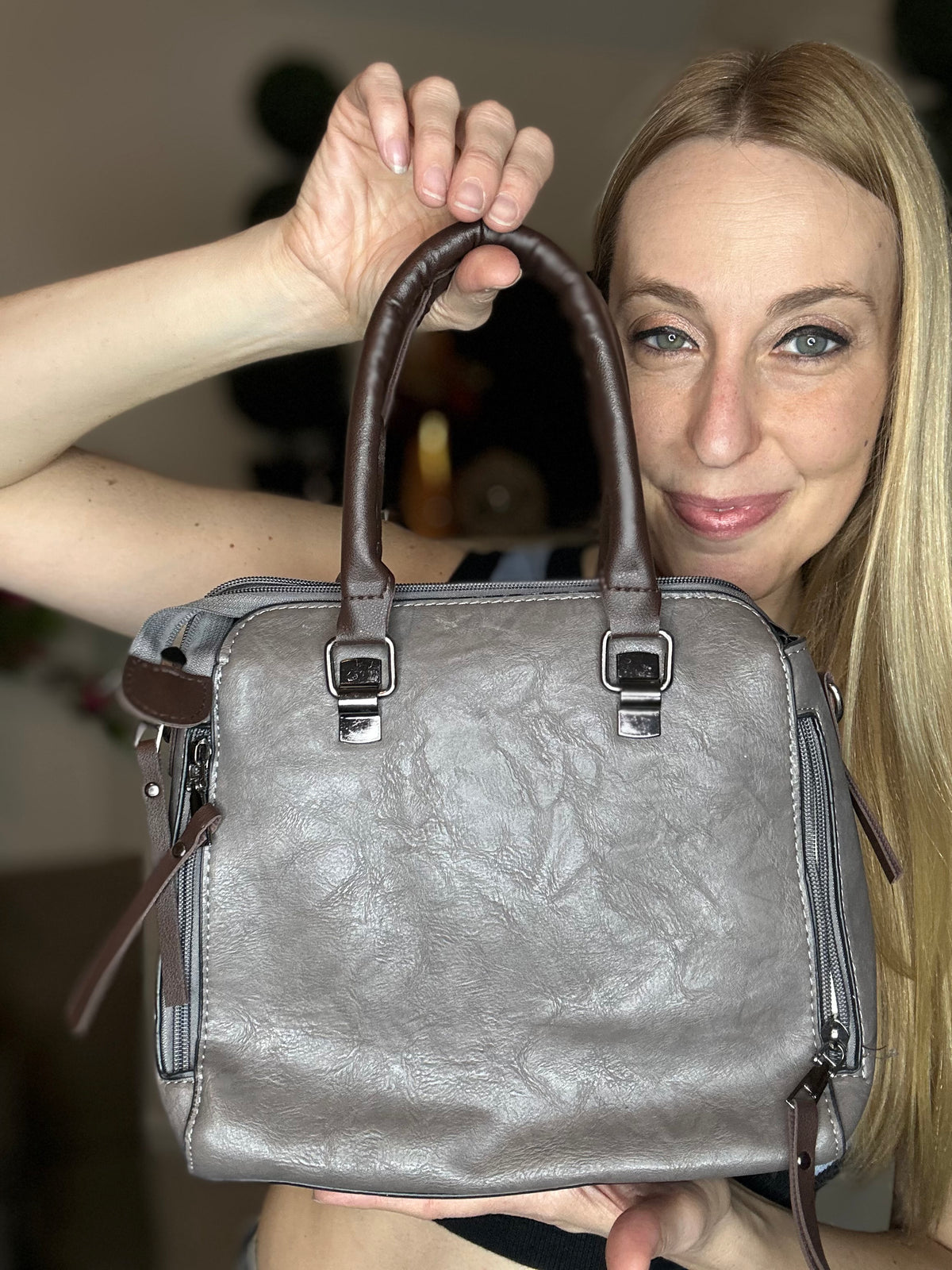 4 in 1 dark grey purse