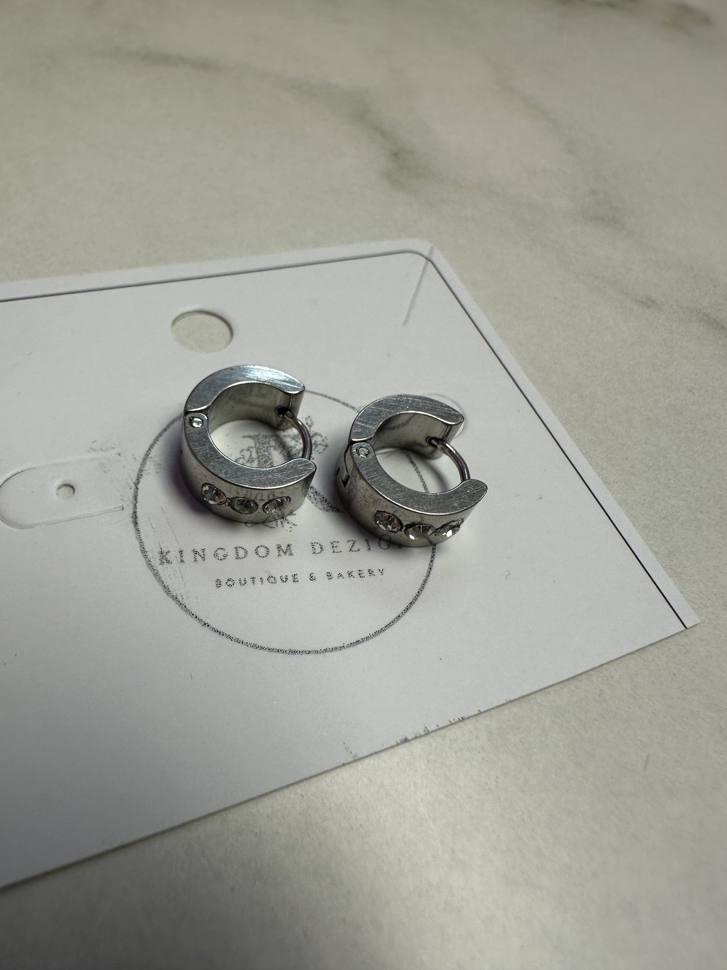 Small hoop earrings with bling