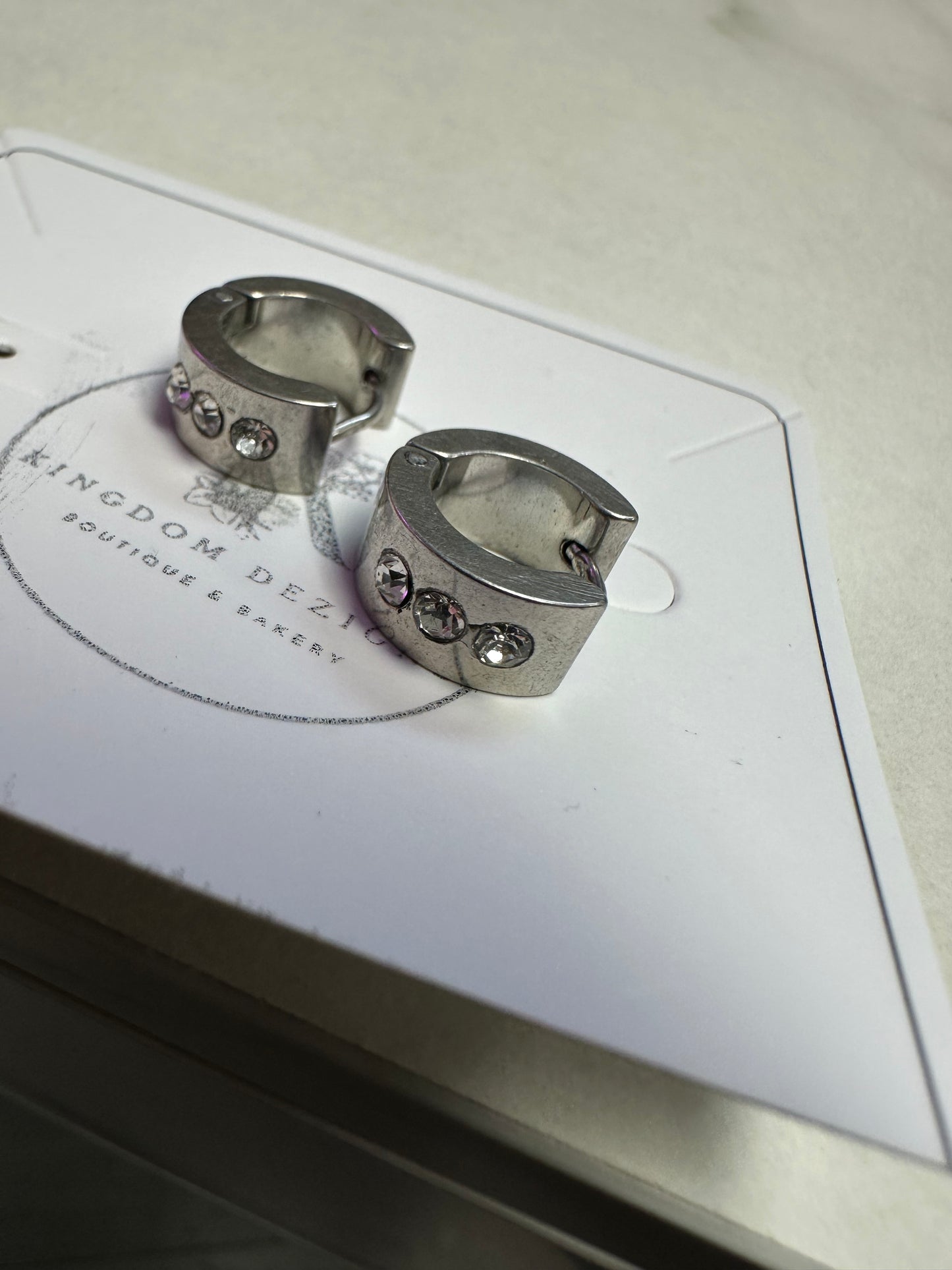 Small hoop earrings with bling