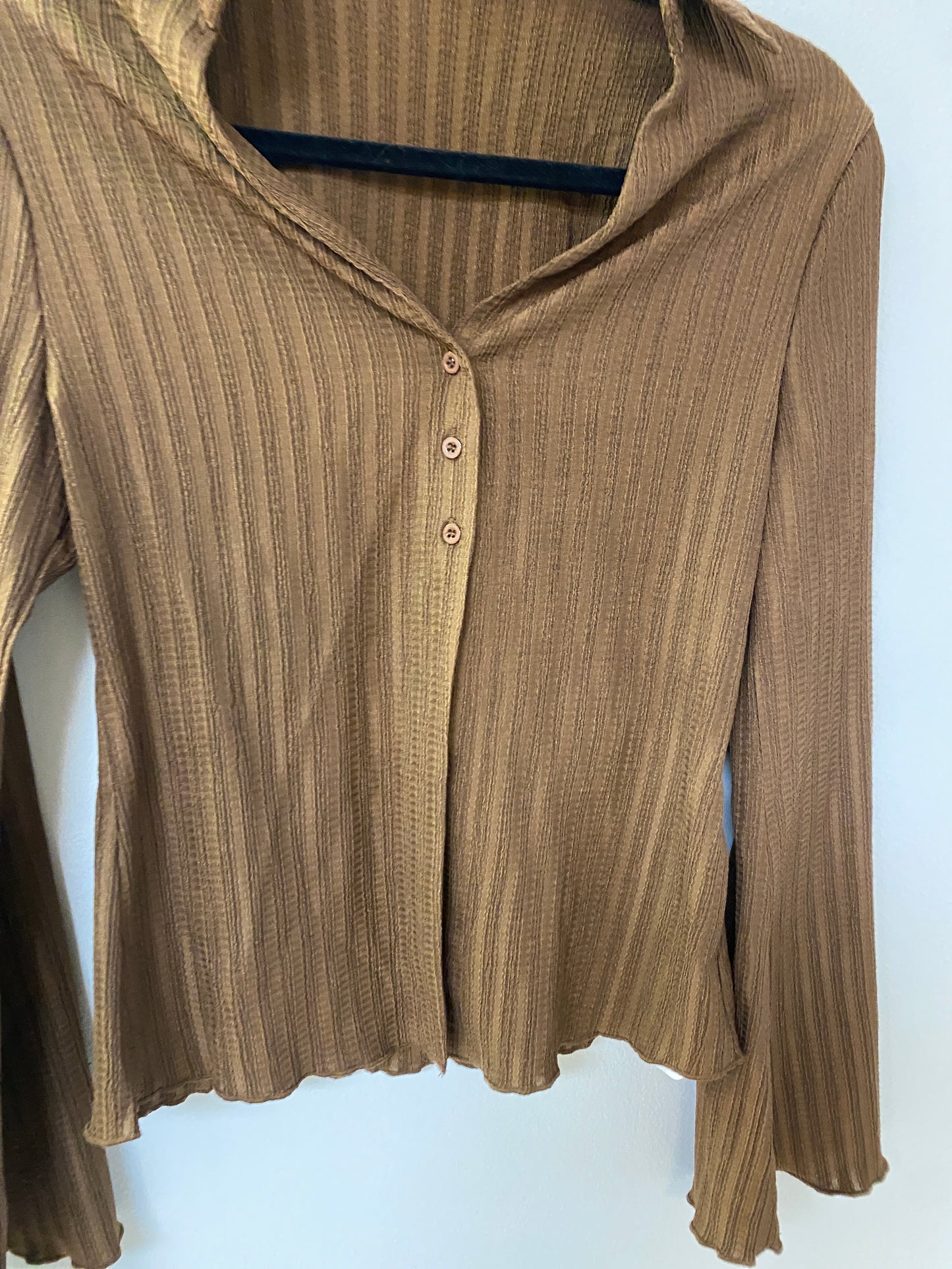 Ribbed brown long sleeve top