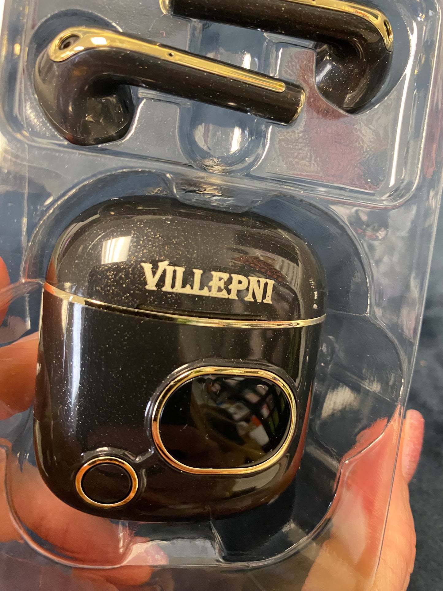 Ear buds with charging case