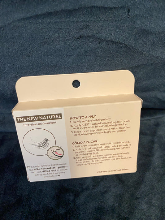 Kiss natural looking lash clusters