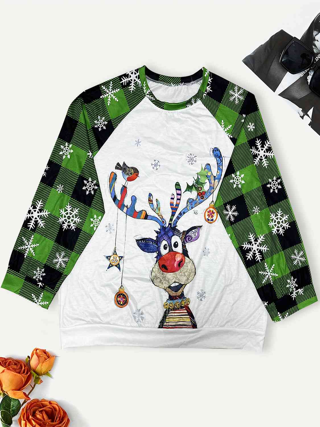 Plus Size Reindeer Graphic Snowflake Sweatshirt
