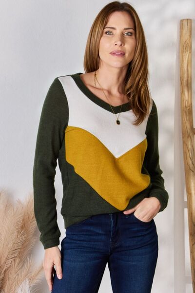 Team Spirit Hailey & Co Full Size Colorblock V-Neck Blouse