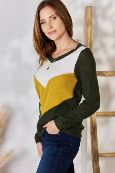 Team Spirit Hailey & Co Full Size Colorblock V-Neck Blouse